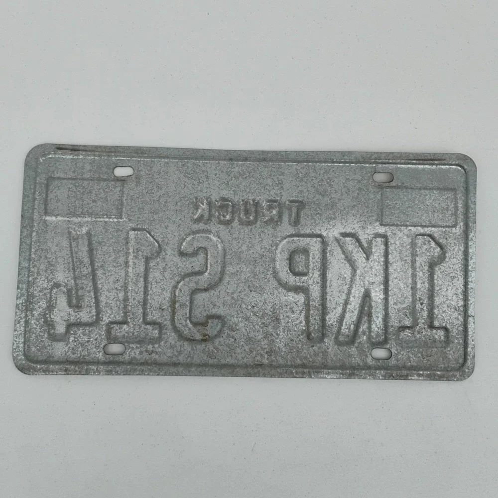 Vintage‎ 1990s Texas Truck License Plate Set 1KP S23